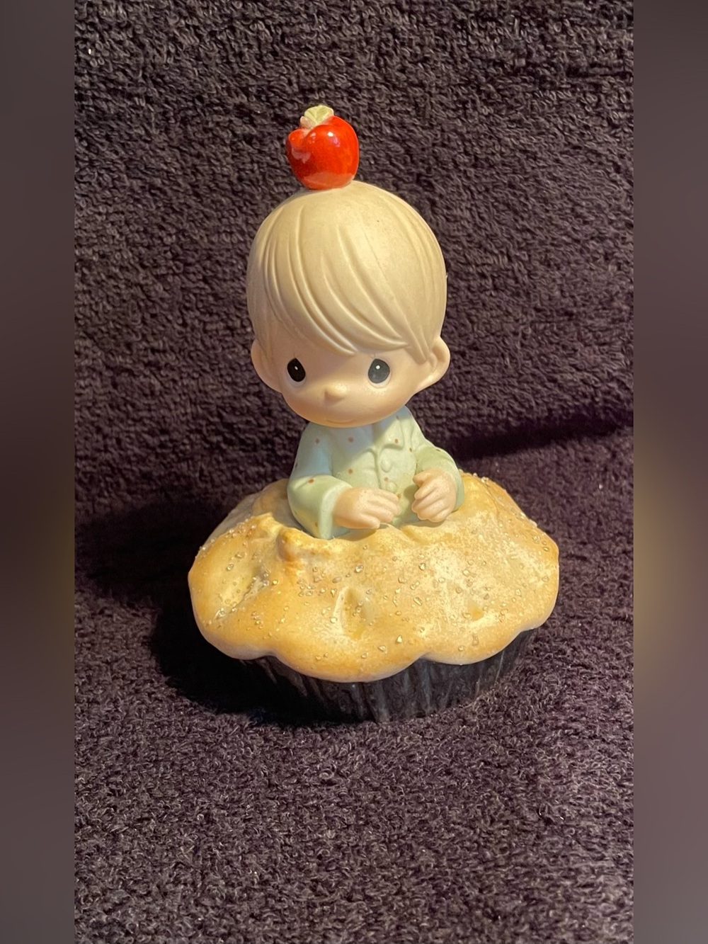 Vintage Precious Moment “You’re As Sweet As Apple Pie” Figurine